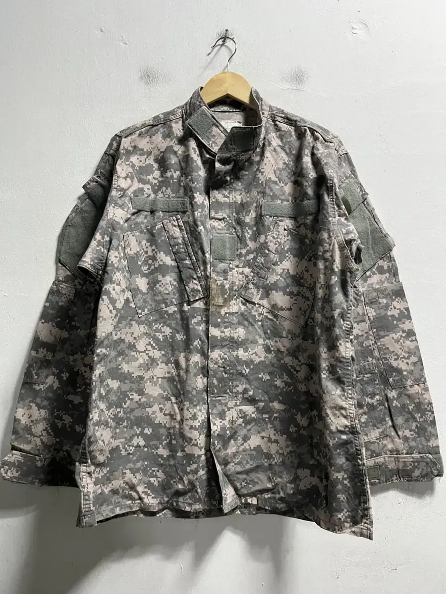 105-110 US ARMY 미군 ACU 카모 밀리터리 상의 야상자켓